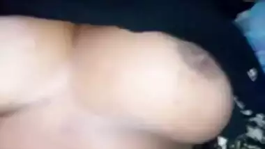 Beautiful Desi woman with big XXX boobs gets her pussy fucked MMS