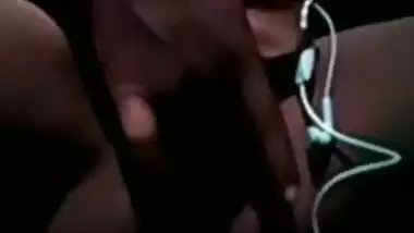 Indian girl fingering pussy – Desi leaks