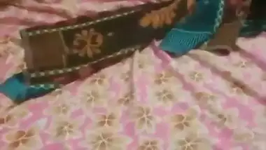 Hindi bf of an old man enjoying with his daughter-in-law