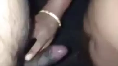 Tamil married bhabhi blowjob with flower on hair