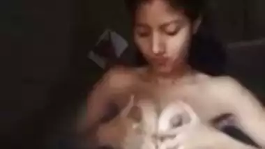 18-year-old unsatisfied wife strips and shoots her desi MMS