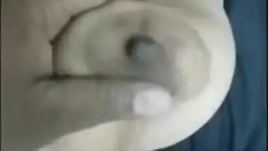 Man begins sex with chubby Desi GF by touching her tits and XXX muff